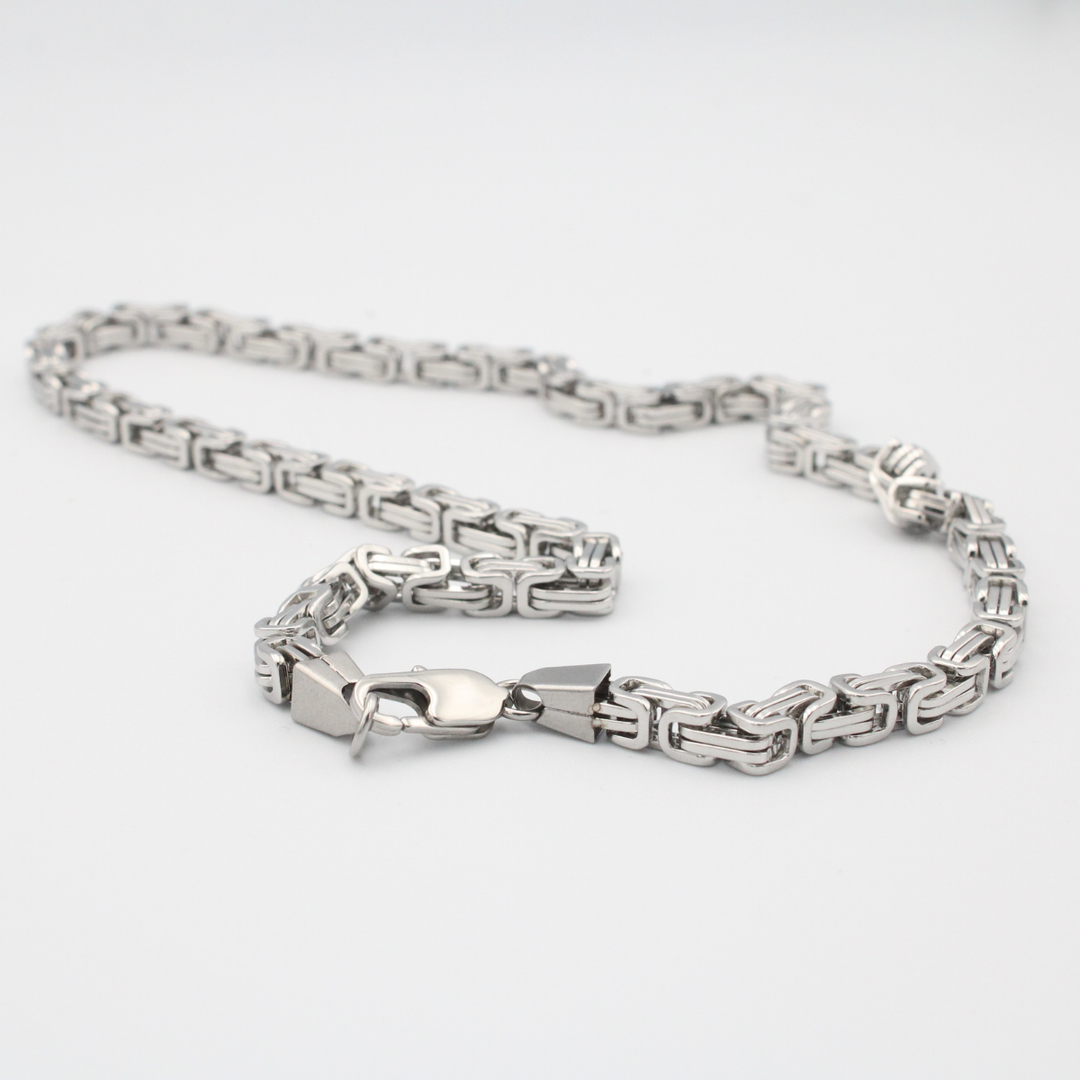 5MM BYZANTINE CHAIN NECKLACE — 18” 18K GOLD PLATED STAINLESS STEEL